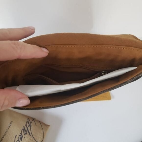 NWT PATRICIA NASH Tooled Leather Adjustable Crossbody Boho Festival Southwestern - Picture 10 of 14